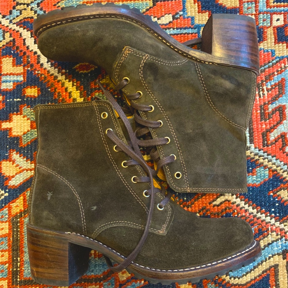 Frye Sabrina Lace Up Boots
